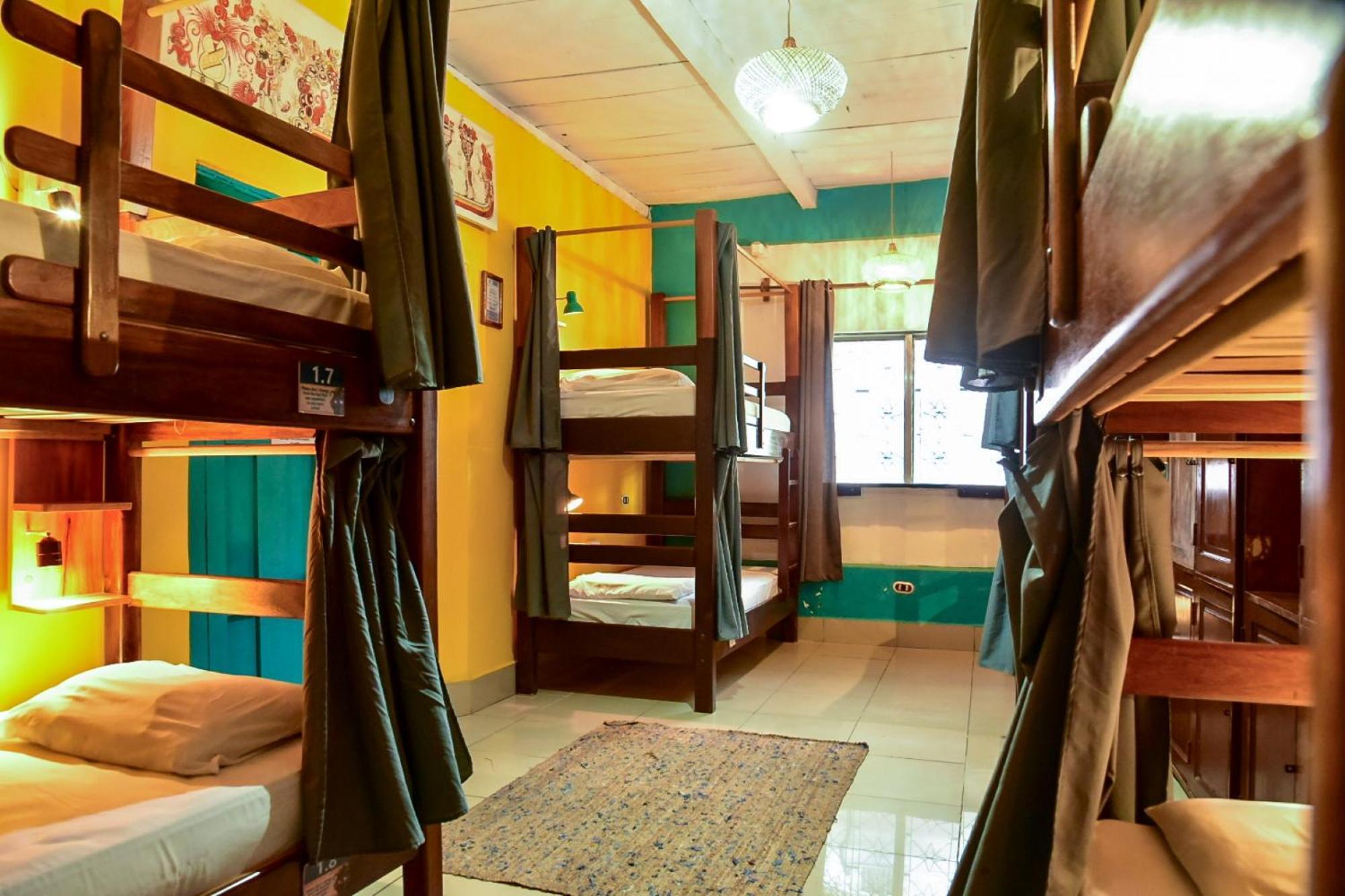 Los Amigos Hostel フローレス 部屋 写真